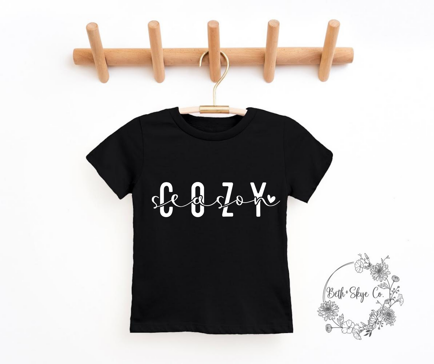 KIDS COZY SEASON (WHITE FONT)