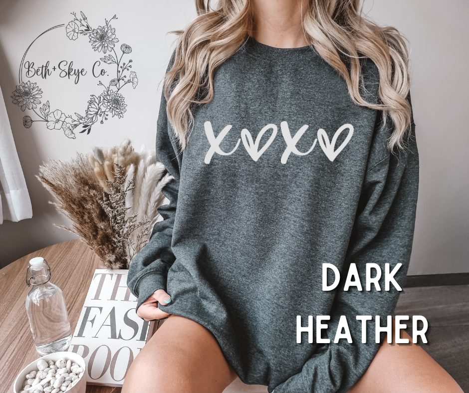 XOXO (WHITE FONT)